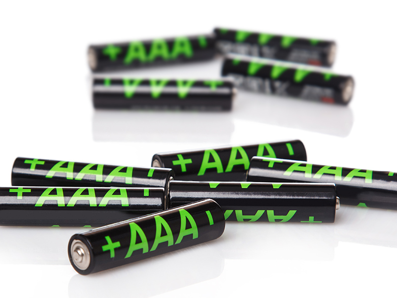A comprehensive analysis of 1.5V alkaline batteries