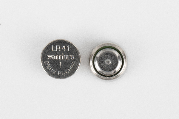 LR41（碱锰纽扣电池）